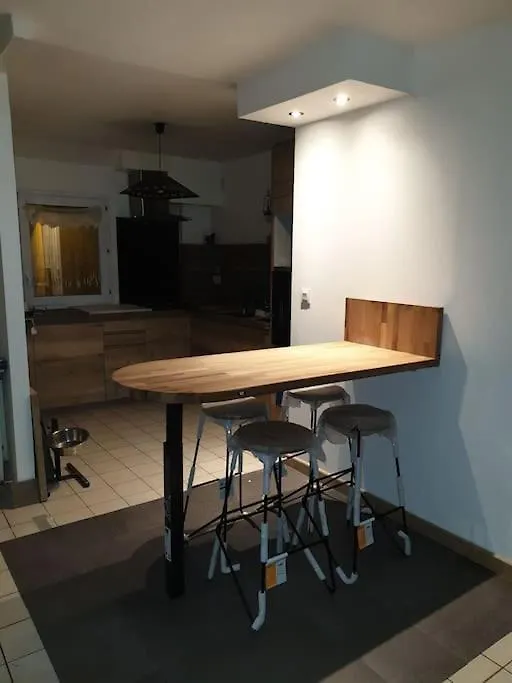 Petite Maison Conviviale Vannes Ecoresponsable 0*,