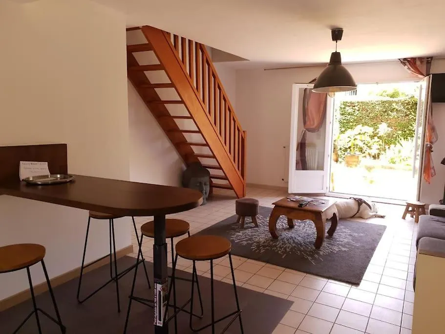 Petite Maison Conviviale Vannes Ecoresponsable 0*,